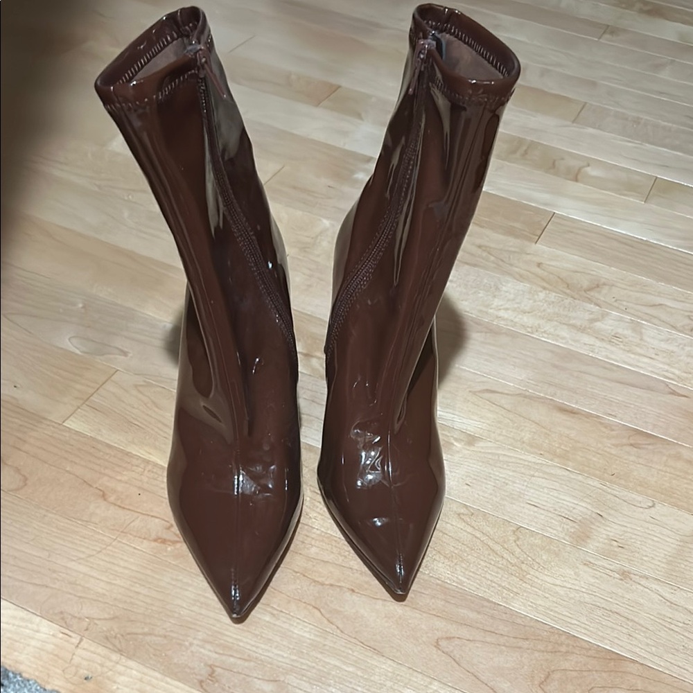 Maroon/ Brown patent leather Boots